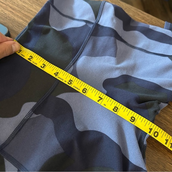 ❤️ Under armour Blue Camouflage Leggings fitted S - Picture 7 of 9